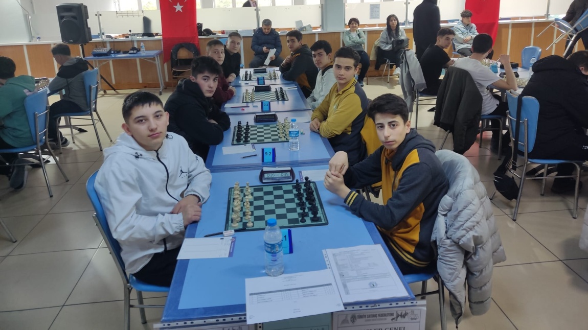 Gençler Kategorisi Satranç Turnuvası